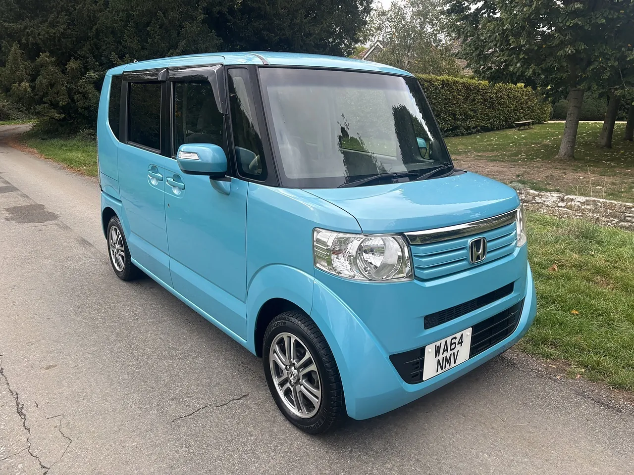 2015 Honda N-Box, blue, front three-quarter view