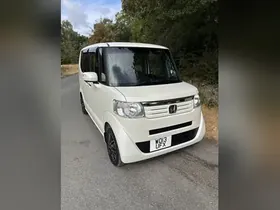 2013 Honda N-Box G SS Package, pearl white, front three-quarter view
