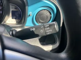 2015 Honda N-One G L Package, blue, light and wiper controls
